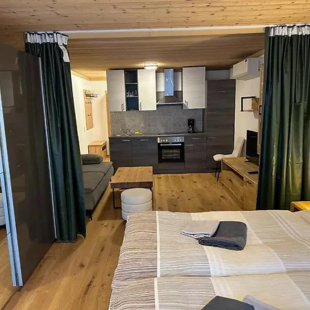 Daire In Near Slopes