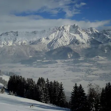 In Near Slopes Daire